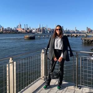 Meet your Posher, Jessica